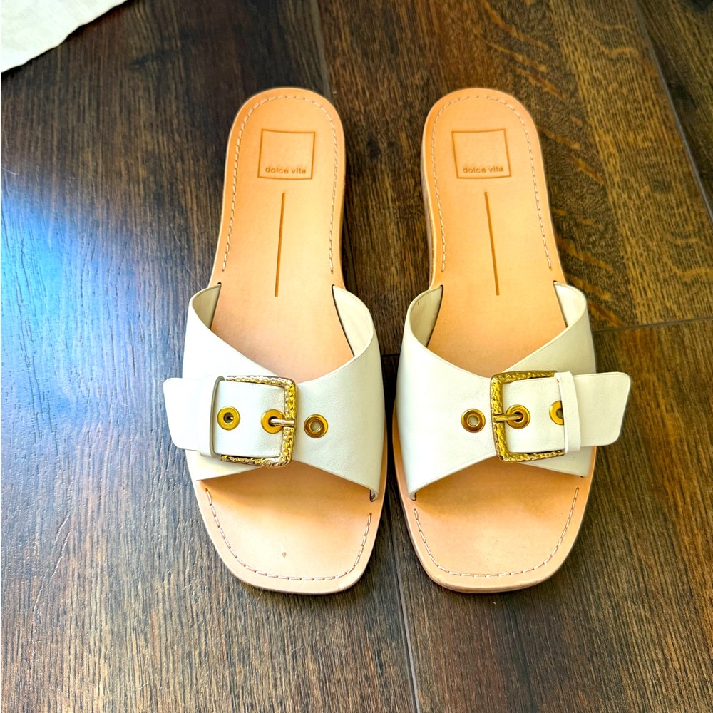 Dolce Vita cream sandal.   Size 9